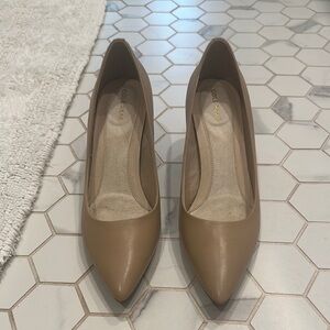 Cole Haan Tan Heels Classic Pointed-Toe Pumps